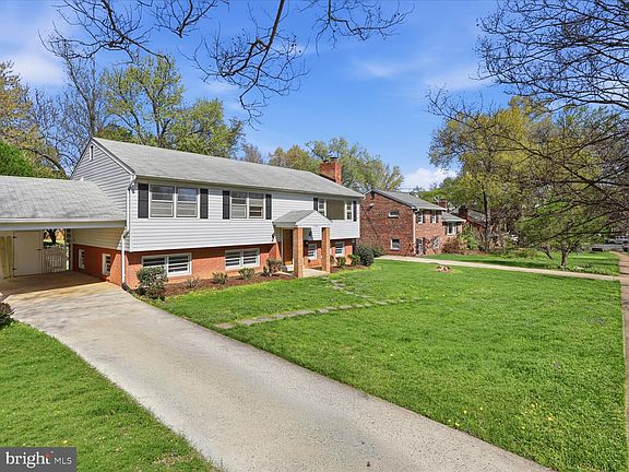 3rd image of 1708 Monza Rd