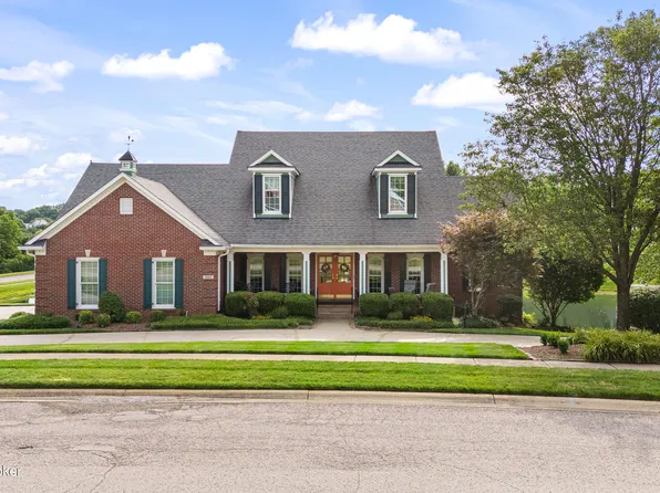 933 Woodland Heights Dr, Louisville, KY 40245