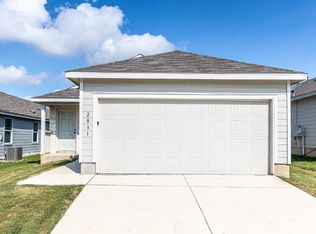 2831 Elion Dr, Converse, TX 78109