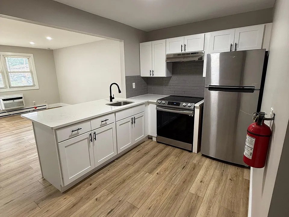 329 Columbia Ave #205
