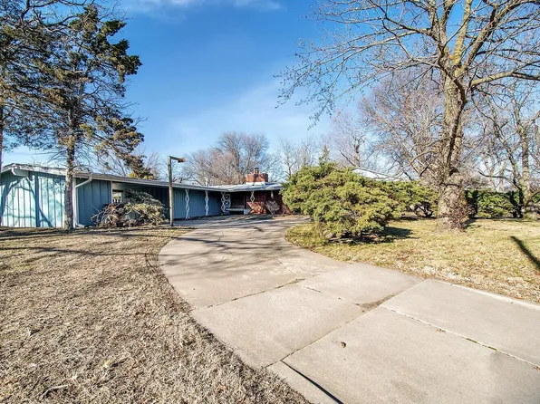 2447 N Yale Ave, Wichita, KS 67220