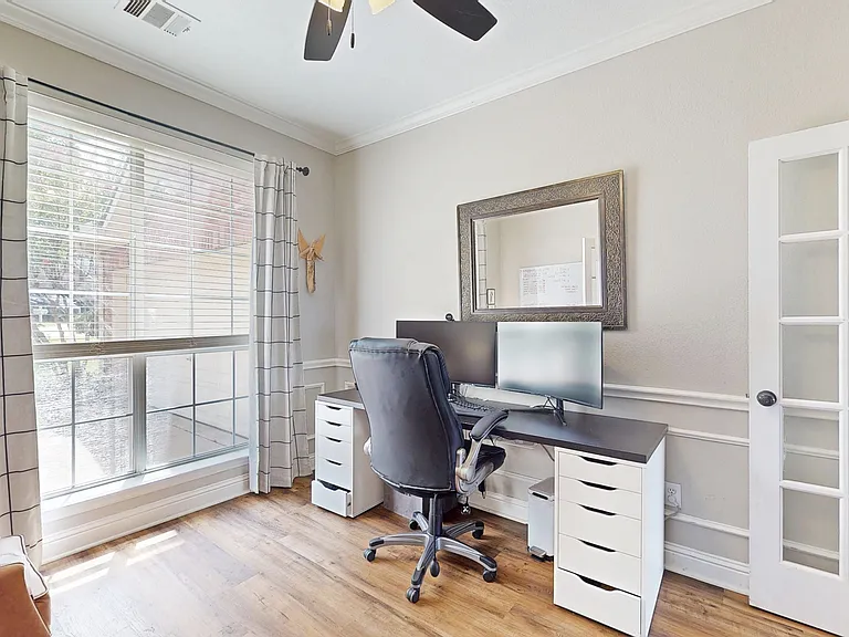 3200 Hilltop Ct — Photo 13