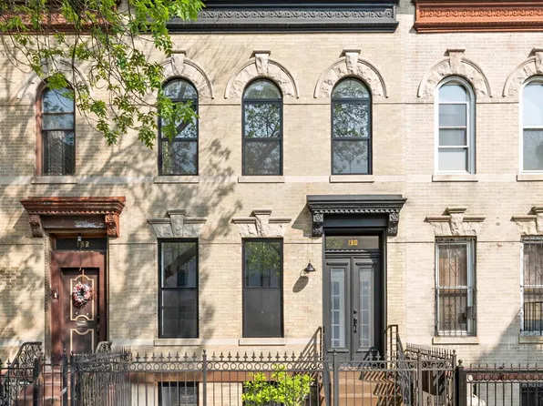 190 Moffat Street image 1 of 22