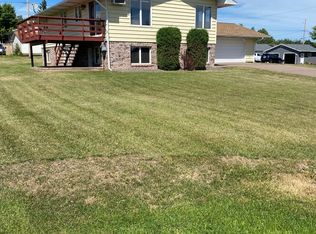 803 15th Ave, Two Harbors, MN 55616