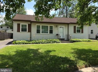 113 Cedar Ave, Somerdale, NJ 08083