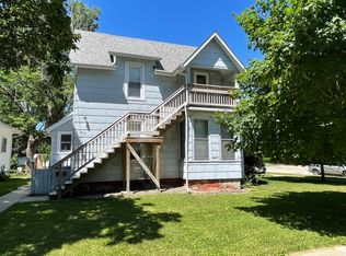 1223 Pleasant St, Dekalb, IL 60115