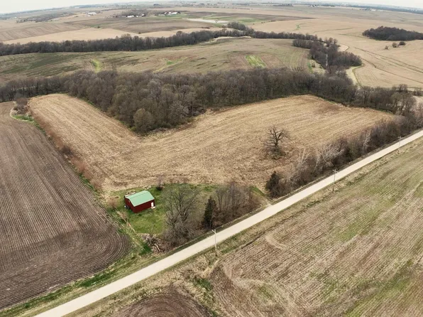 2374 Knox Road 1600e, Altona, IL 61414