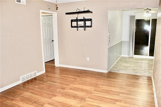2nd image of 2736 SW 81st St