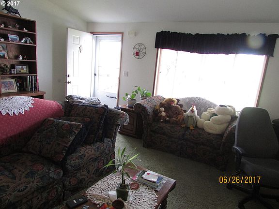 4th image of 13216 NE 59th St