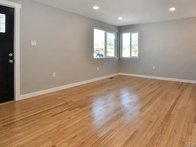 4698 E Montana Pl — Photo 7