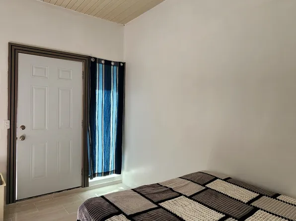 (undisclosed Address), Corona, CA 92880