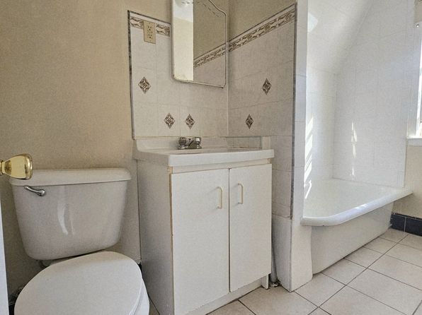 348 Beach 86th St FLOOR 3