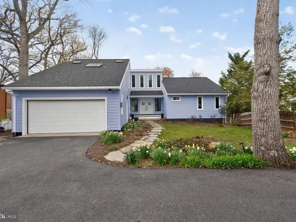 1526 Park Ln, Pasadena, MD 21122