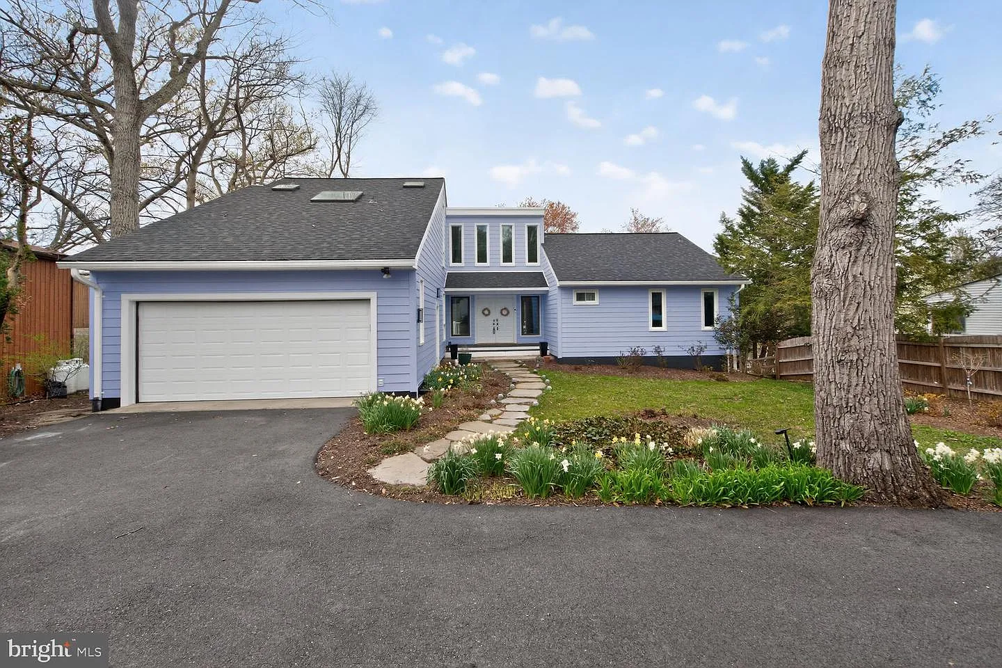 1526 Park Ln photo 1