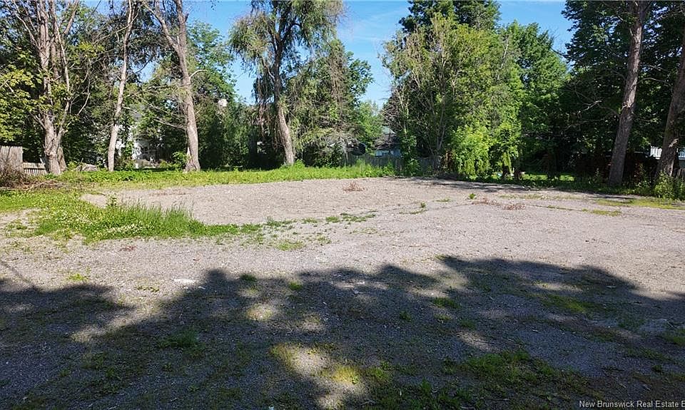 2nd image of 449 1/2 Milltown Blvd