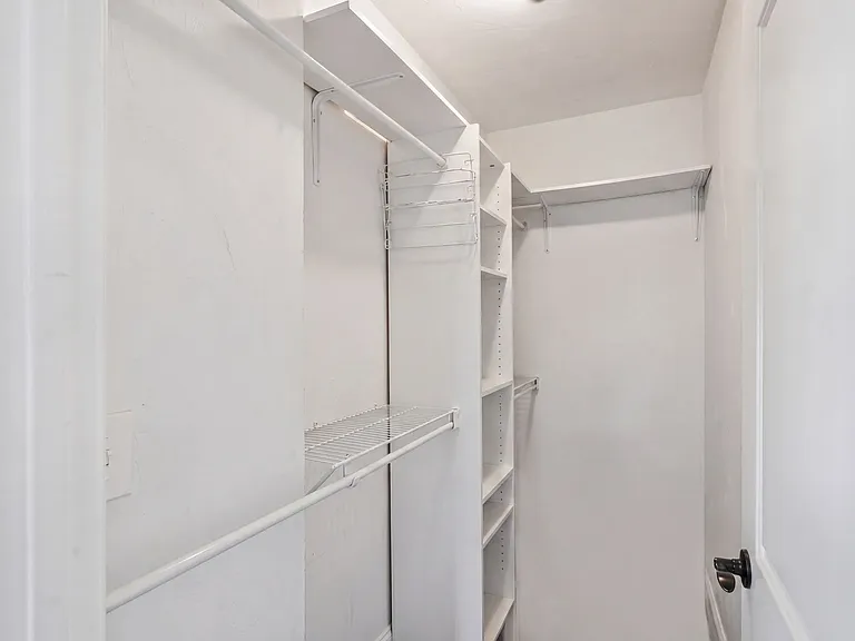 30 Rawson St #3 — Photo 14