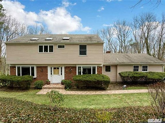 2nd image of 16 Richbourne Ln