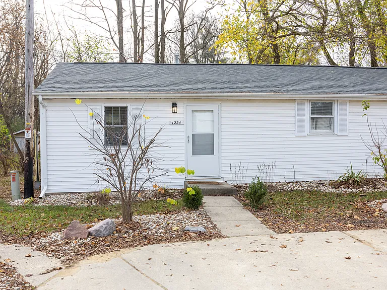 1230 Reese Ave #1230 — Photo 7