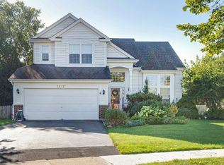18317 W Meander Dr, Grayslake, IL