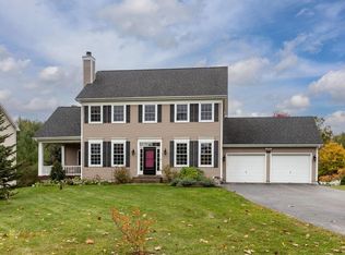 205 Cobblestone Cir, South Burlington, VT 05403