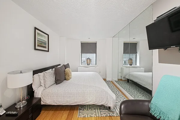 Rented by Global Realty Opportunities | media 14