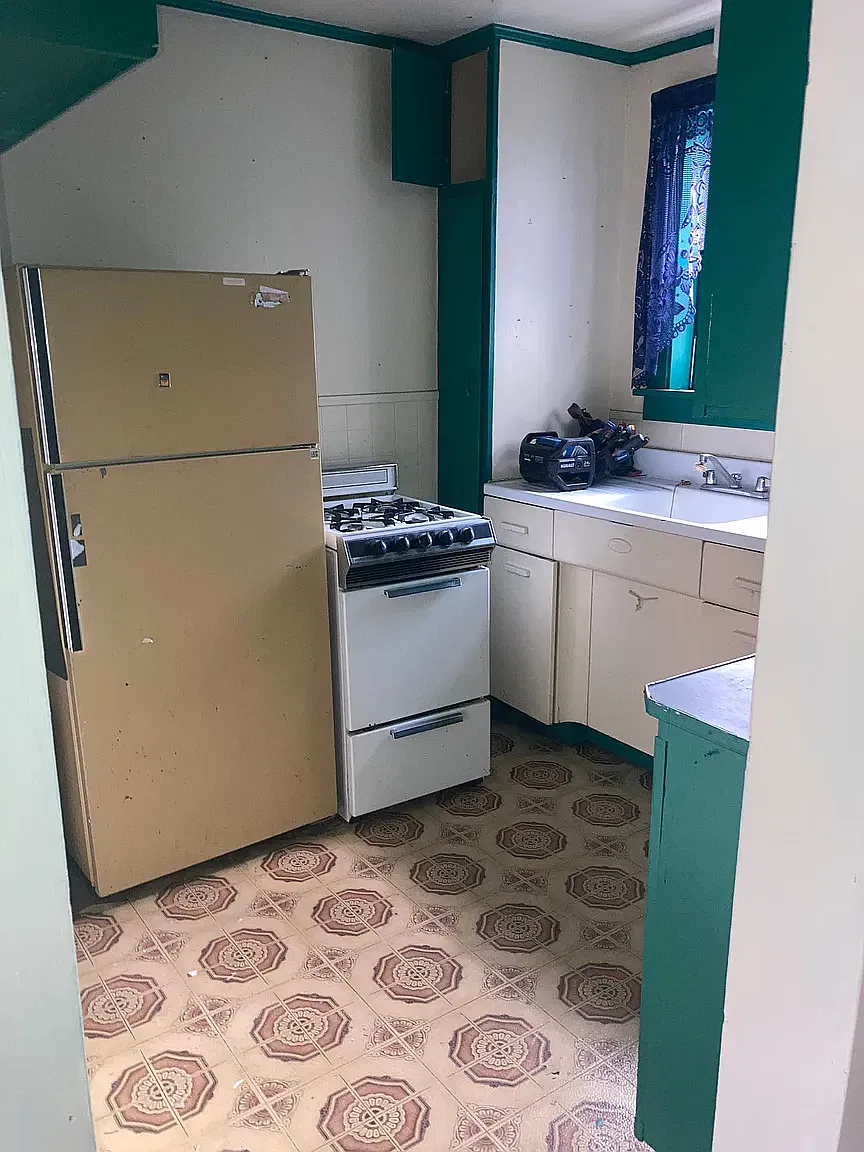 2 bed, 1250 sqft, $1,400 — Photo 2