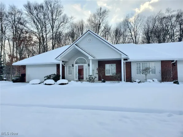 936 Rosemarie Cir, Wadsworth, OH 44281