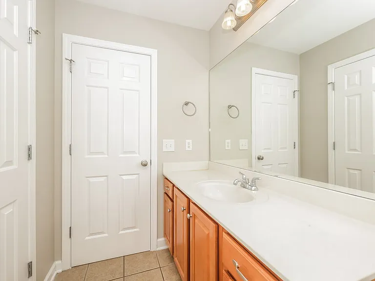 237 Titans Cir — Photo 15
