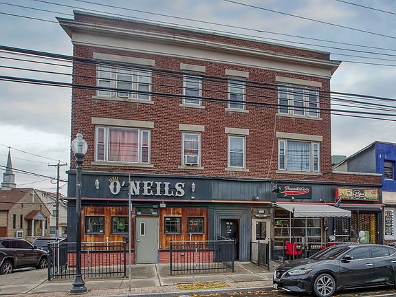 2nd image of 2718 Fairfield Ave #2B