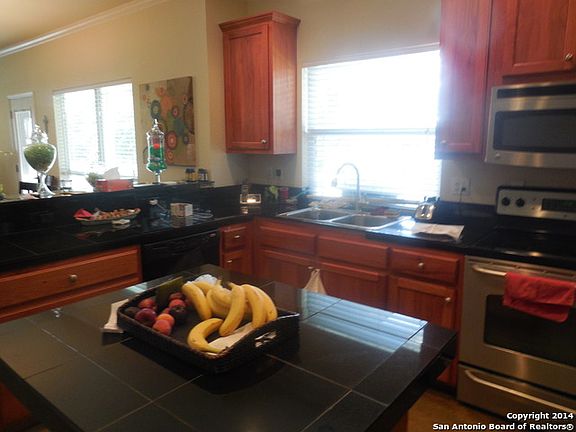 5th image of 2262 Gruene Lake Dr