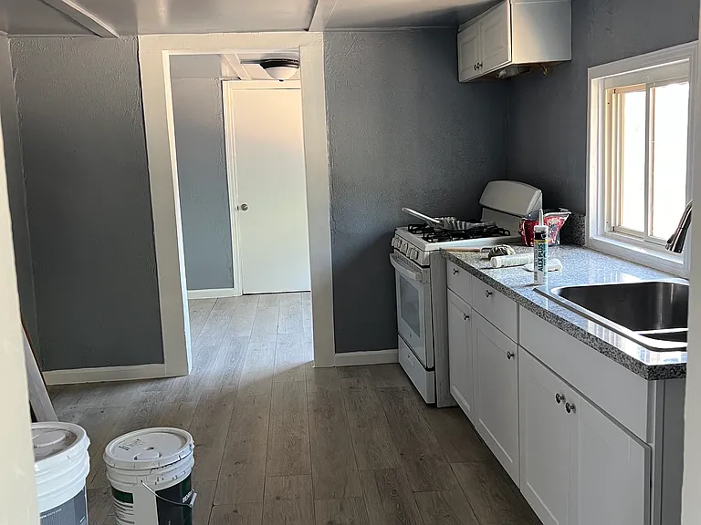 2973 S Newman Ave — Photo 10