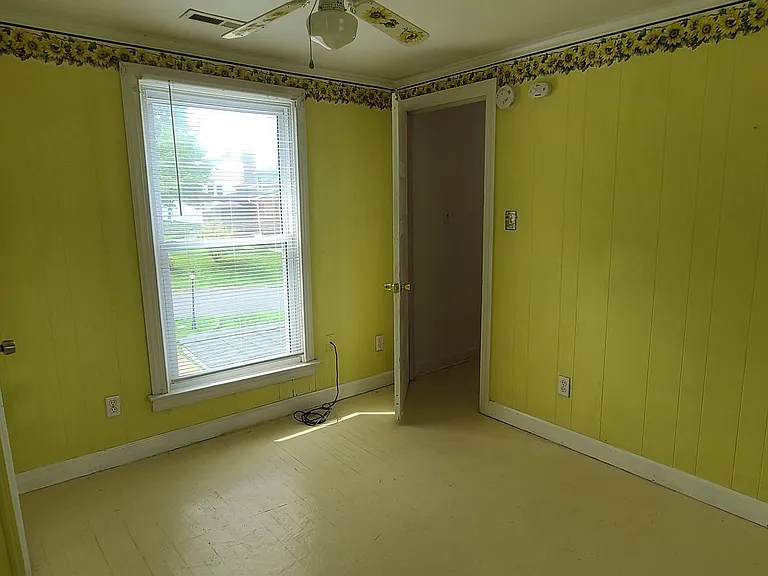 2920 Richmond St — Photo 14