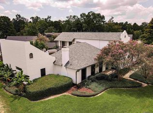 1605 Applewood Rd, Baton Rouge, LA 70808