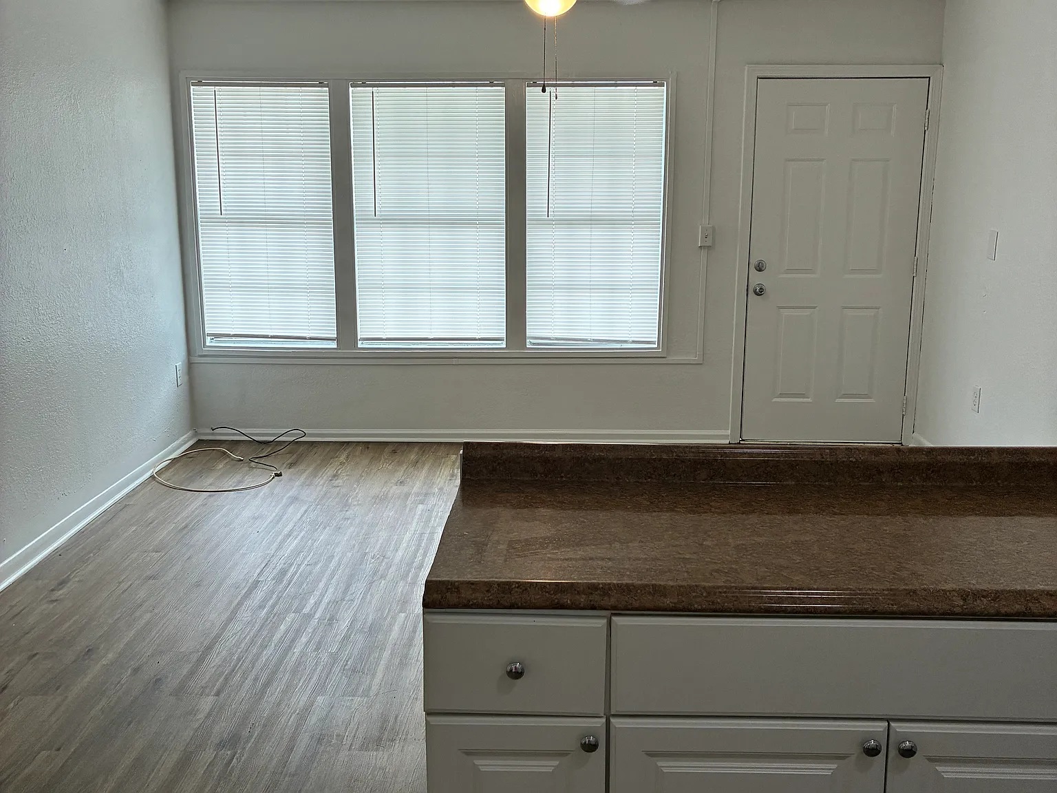 1 bed, $975 — Photo 4