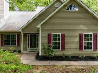 65 Riverside Way, Sharpsburg, GA 30277