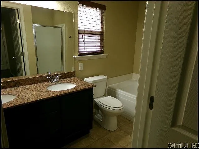 9112 Pleasant Valley Dr — Photo 12