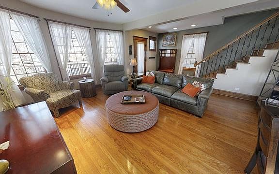 3rd image of 4701 N Laramie Ave