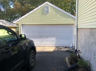 11 Trumps Ct, Baltimore, MD 21206