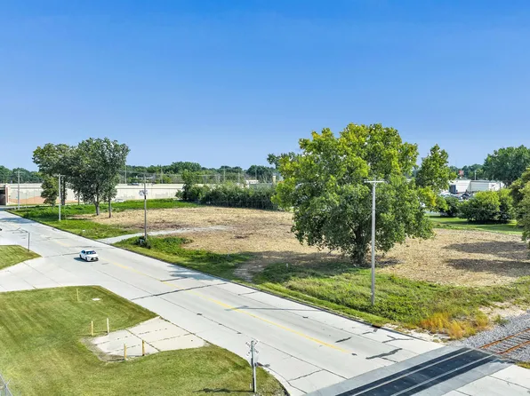 510 Lambeau St #1, Green Bay, WI 54303