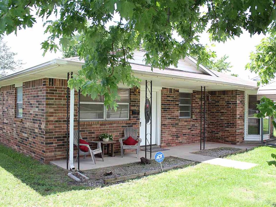 1st image of 1617 W Tahlequah Ave