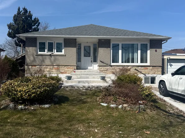 6 Strathavon Dr, Toronto, ON M9V 2H5