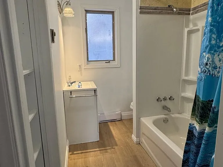754 The Queensway S #MAIN — Photo 9