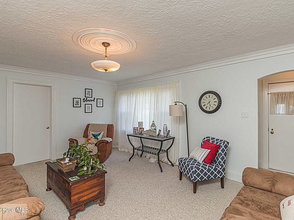 5th image of 1714 Rose Street