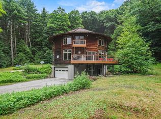 46 E Brimfield Rd, Holland, MA 01521