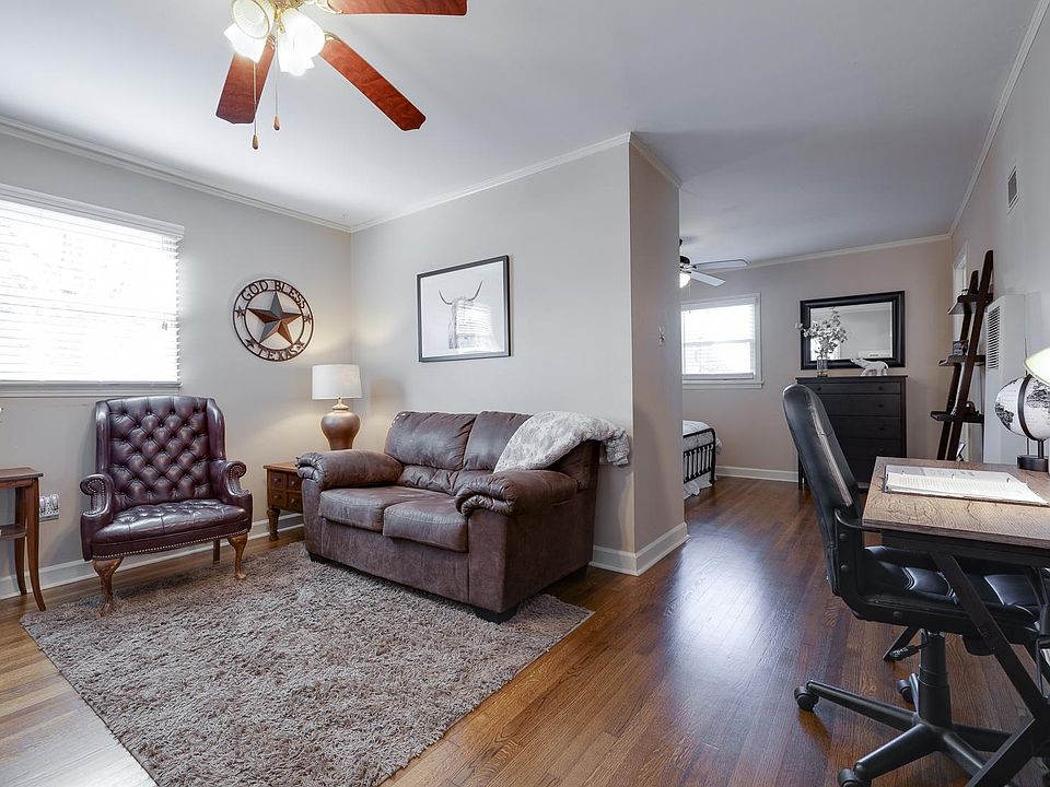 Living Room (furniture not included)