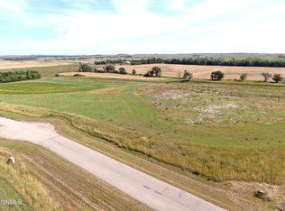 11711 Redwood Rd, Bismarck, ND 58503