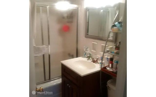 Rented by Douglas Elliman | media 8