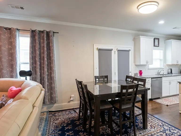 4358 Mantova Dr — Photo 4