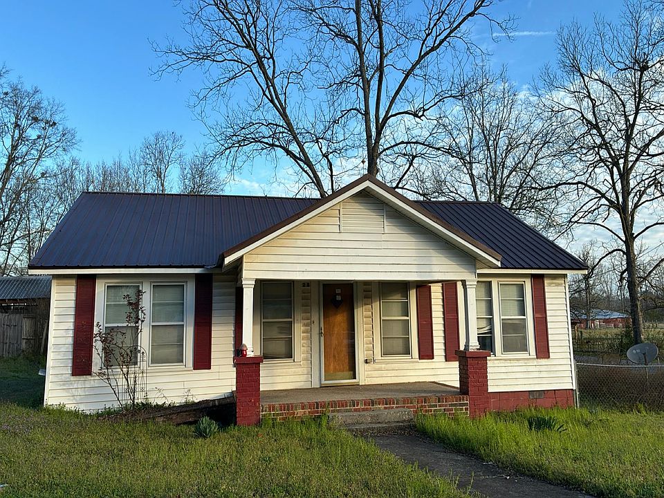 1st image of 26 4th Ave S