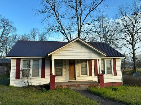 26 4th Ave S, Clanton, AL 35045